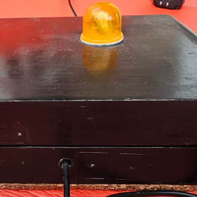 Light-based electromechanical synth drone image 2