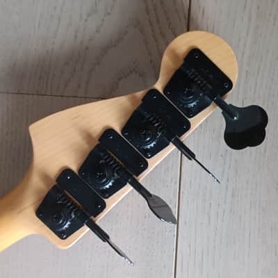 OX Bird Fenderbird  Bass, Gibson TB USA pickups, John Entwistle,2010s - Redburst image 8