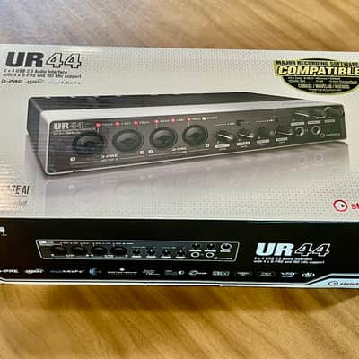Steinberg UR44 6x4 USB 2.0 Audio Interface with MIDI I/O 2010s - Silver/Black image 2