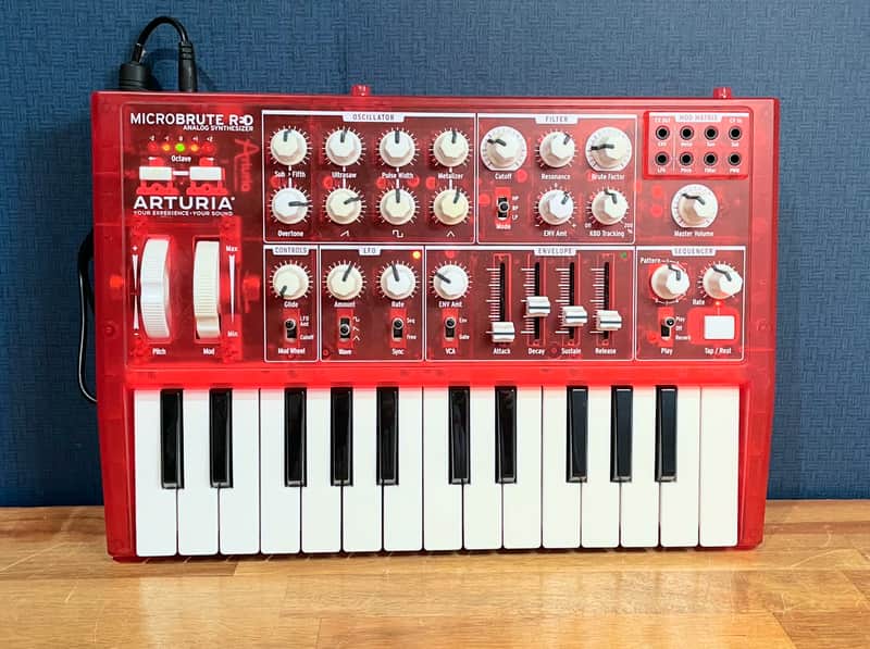 Very Rare] Arturia MicroBrute Red 25-Key Synthesizer - Transparent