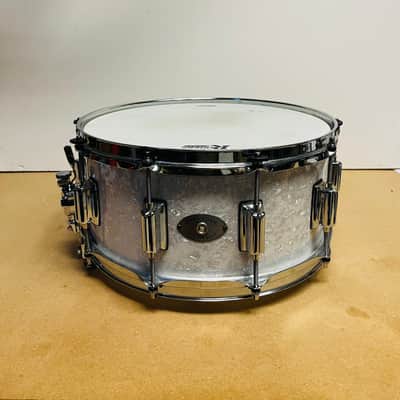 Rogers #37 Dyna-Sonic 6.5x14" Wood Snare Drum with Beavertail Lugs Reissue 2018 - 2020 - White Marine Pearl image 3