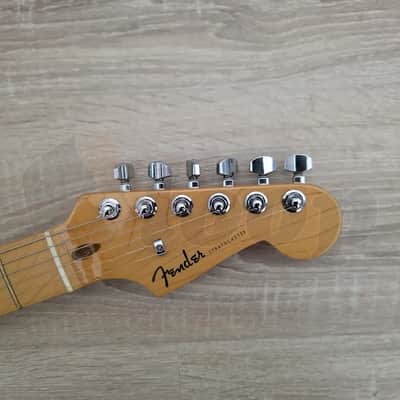 Fender American Ultra Stratocaster Mocha Burst image 3