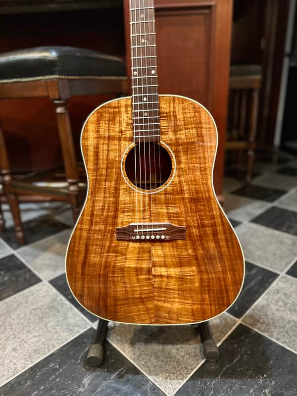 Gibson J-45 Custom Shop Maui Wowie 2006 - Koa Flame image 1