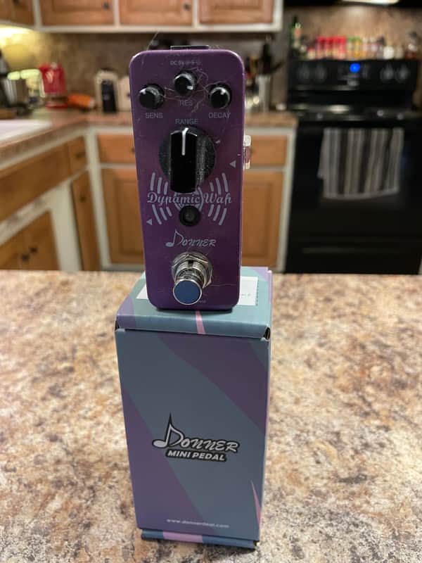 Donner Dynamic Wah 2021 Purple image 1