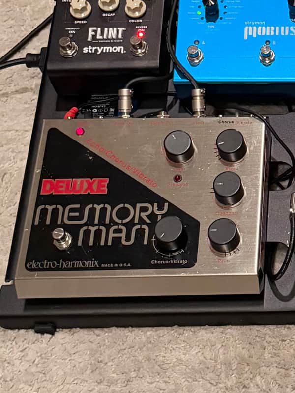 Electro-Harmonix Deluxe Memory Man Reissue