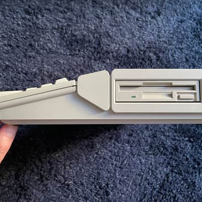 Atari Falcon 030 - 14MB version with 2GB internal HDD image 3
