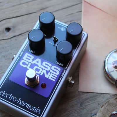 EHX " Bass Clone Nano" image 9