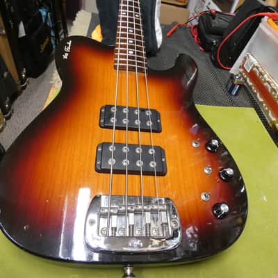 G&L ASAT Signature Bass 1992 - Sunburst - USA image 5