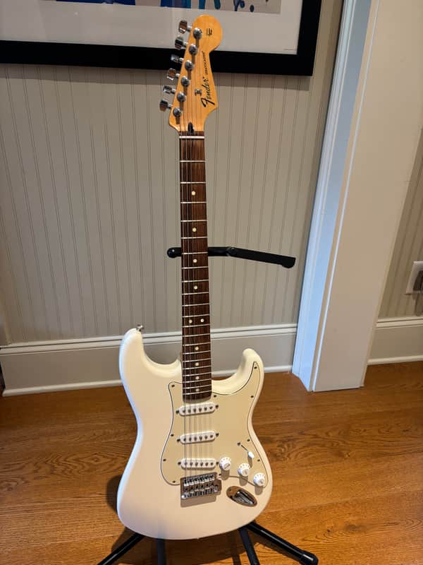 Fender Stratocaster 2016 - Olympic White image 1