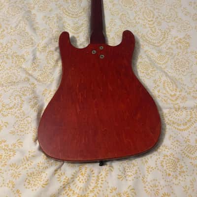 Silvertone 1410 wishbone 1963 - Red stain image 3