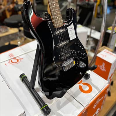 Fender Standard Stratocaster HSS 2025 - Present - Black image 2