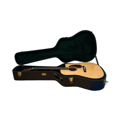 2010’s Martin Performing Artist DCPA4 Cutaway Acoustic-Electric Guitar - Natural image 7