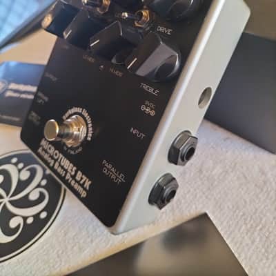 Darkglass Electronics Microtubes B7K Analog Bass Preamp image 4