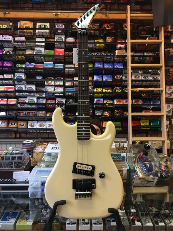 Kramer Baretta 1988 White image 1
