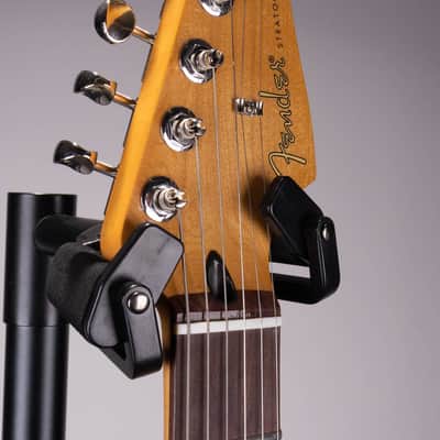 Fender Player II Stratocaster - 3-Color Sunburst with Rosewood Fingerboard image 7