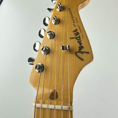 Fender Vintage Hot Rod '50s Stratocaster 2014 Fiesta Red Very Rare Made For One Year With Case image 9