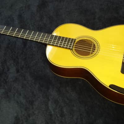 Martin 00-28C 2011 Custom Shop Crossover Guitar Adirondack and Madagascar RW image 4