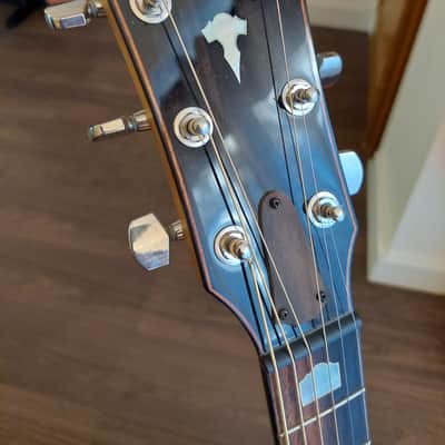 Taylor 618e with V-Class Bracing | Antique Blonde image 5
