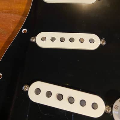 Fender Player Strat Stratocaster Hot 8K Alnico 5 Pickups Tuxedo Black Tuxedo Pickguard image 2