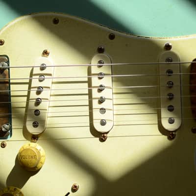 Fender Stratocaster Relic American Nitro Surf Green Custom Shop Fat 50's image 1