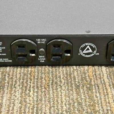 Furman PL-8 Series II, 15- Amp Power Conditioner, 1U Rack Space w/ Lights, Excellent Condition image 8
