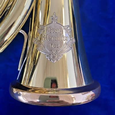 New Alexander 503MAL Double French Horn in Yellow Brass,Lacquered, Detachable Bell Flare;with Mouthpiece, Care Kit image 9
