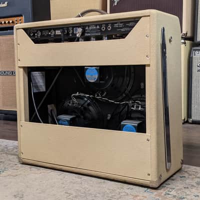 Fender Custom Shop Blonde Vibro King 60 Watt 3x10" image 2