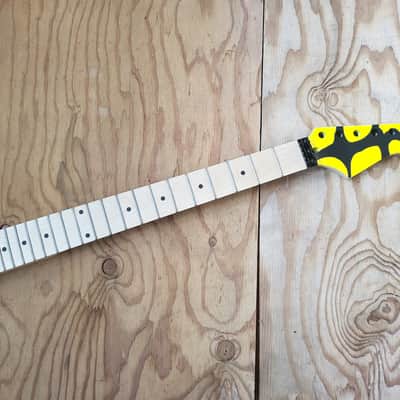 Custom Tiger Stripe Design 22 fret Maple Guitar Neck Replacement, Floyd Rose Nut Stainless Steel frets diy image 2