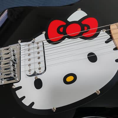 *NEW IN BOX* 2025 Squier Hello Kitty Japan Domestic Market Limited Edition - Black image 3