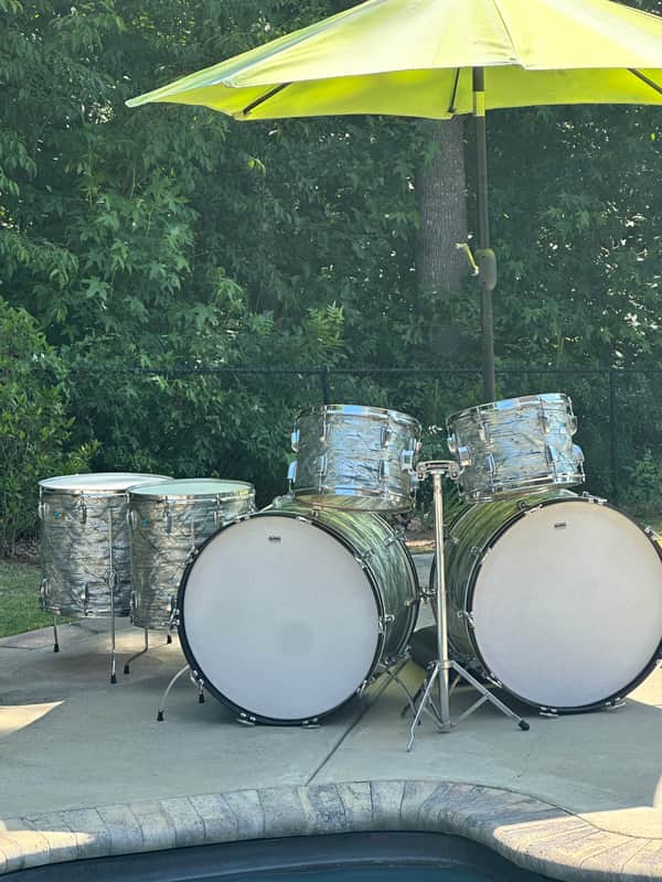 Ludwig Vintage Virgin Double Bass Drum Kit: 24/24/18/16/13/13 May, 1970 - Sky Blue Pearl image 1