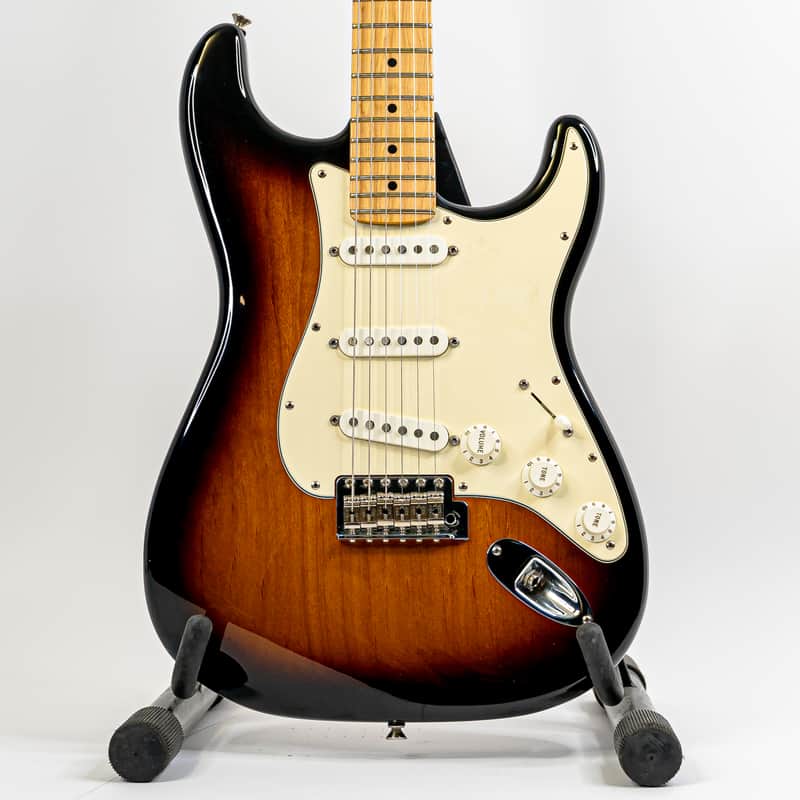 2009 Fender Stratocaster Standard 2-Tone Sunburst w/ Maple Fretboard, 6-Screw Bridge, Fender Gigbag image 1