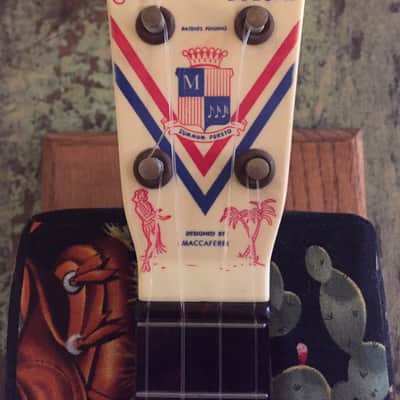 1950s Maccaferri Islander Deluxe Soprano Ukulele image 3