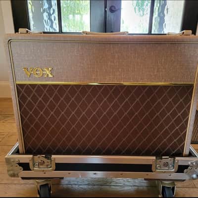 Vox AC30HW2X Hand-Wired 2-Channel 30-Watt 2x12 Vox AC30HW2X Hand-Wired 2-Channel 30-Watt 2x12