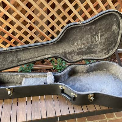 Hardshell Acoustic Guitar Case - Excellent Condition image 14