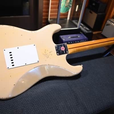 Fender Custom Shop Fat 50’s Stratocaster Relic LTD 2017 - Aged Desert Sand #0453 image 9