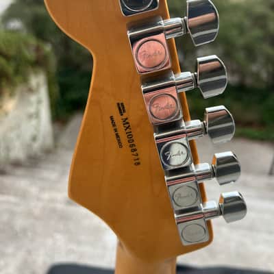 Fender Standard Stratocaster HSS Maple Neck 2010 - Black image 4