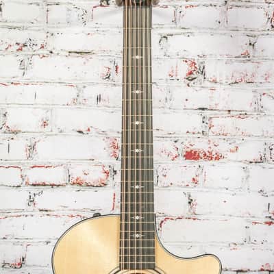 Taylor - (2025) 354ce - 12 String Acoustic-Electric Guitar -Sapele/Sitka - V-Class Bracing - Natural - w/ Hardshell Case - x75044 image 3