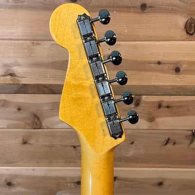 Fender American Vintage II 1965 Stratocaster Electric Guitar - Sonic Blue image 6