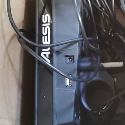 Alesis Crimson II Electronic Drum Module Bundle (Includes Cables, Power & Mount) image 4