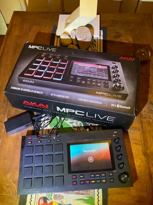 Akai MPC Live Standalone Sampler / Sequencer 2017 - 2020 - Black image 1