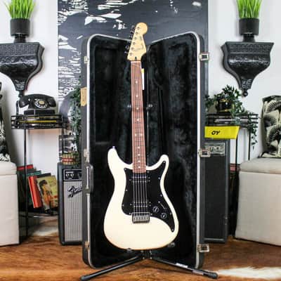 Preowned 2020 Fender Player Lead III Electric Guitar - Olympic White w/ HSC image 16