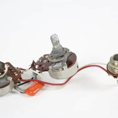 1986 Vintage Fender Precision/Jazz/Telecaster Bass POTs with Knobs 1980s USA image 6