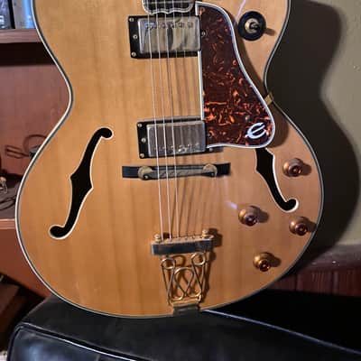 Epiphone フルアコ EMPERORII NAナチュラ ル Epiphone フルアコ EMPERORII NAナチュラ ル Epiphone Emperor 1984