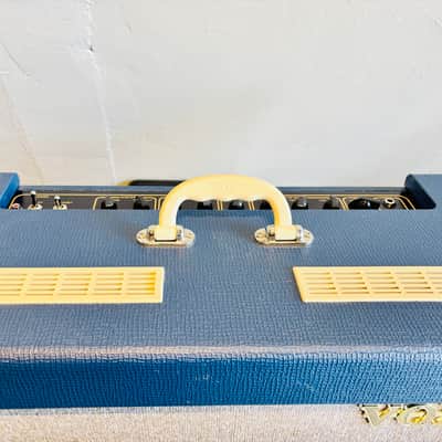 Vox Amp - AC15C1-TVBC - Limited Edition - Blue and Cream Combo image 4