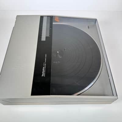 Technics Direct Drive Automatic Linear Tracking Turntable SL-5 image 6