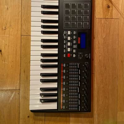 Akai mpk249 midi controller #2