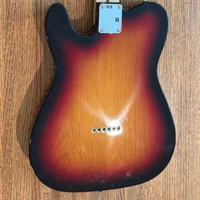 Fender American Special Telecaster with Maple Fretboard 3-Color Sunburst image 6