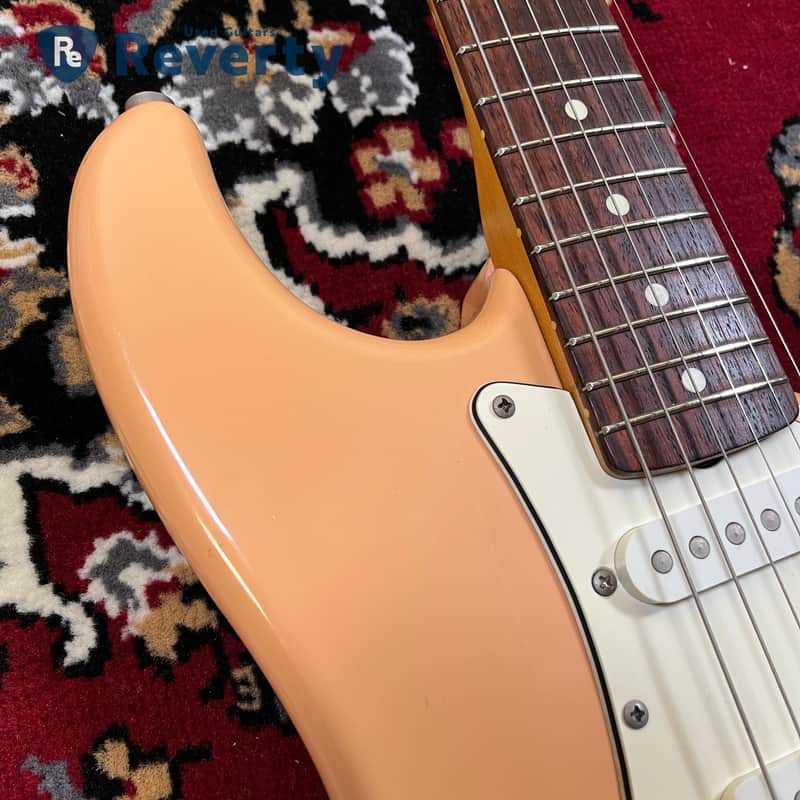 Fender Japan ST62M Shell Pink 1993-1994年 Fender Japan ST62M '62 Reissue Stratocaster Shell Pink 1993–1994