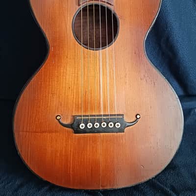 Parlor Guitar (circa 1900) Vienna image 3