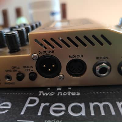 Two Notes Le Crunch Dual Channel Tube Preamp 2010s - Gold image 3